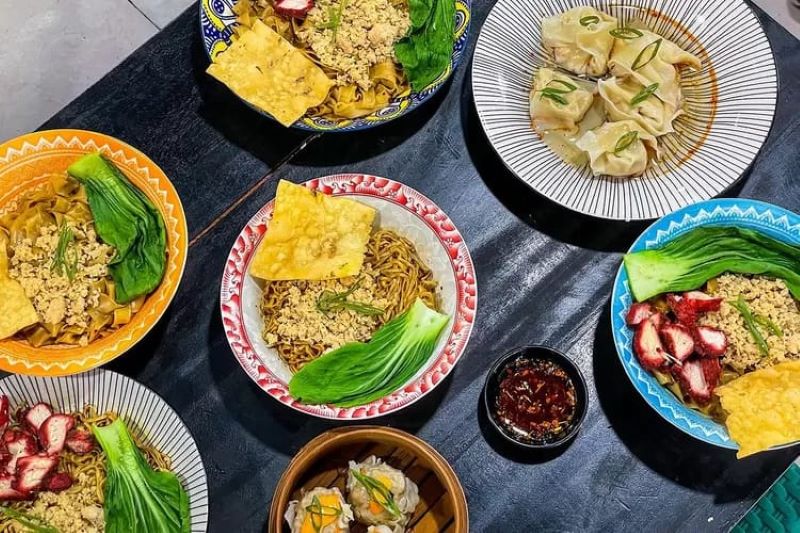 Mie Doyok Gejayan.
