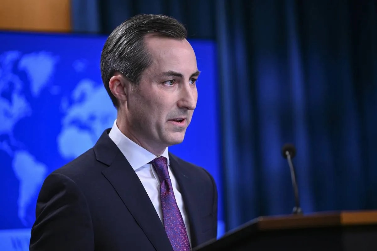 Amerika Serikat, melalui juru bicara Kementerian Luar Negeri Matthew Miller, memberikan peringatan tegas kepada PM Israel Benjamin Netanyahu.
