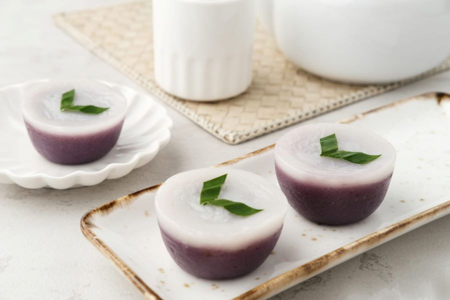 Kue talam ubi ungu