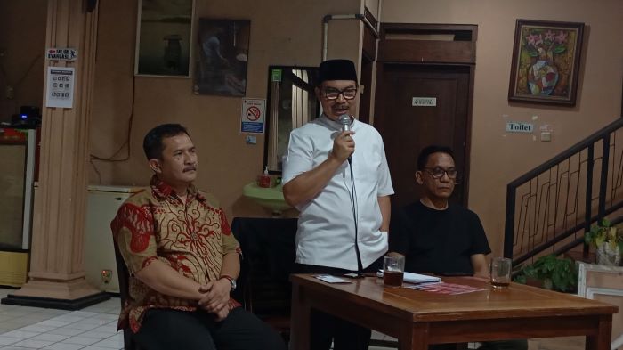 Hasto Wardoyo dan Wawan Harmawan saat ditemui Jumat (18/10/2024).