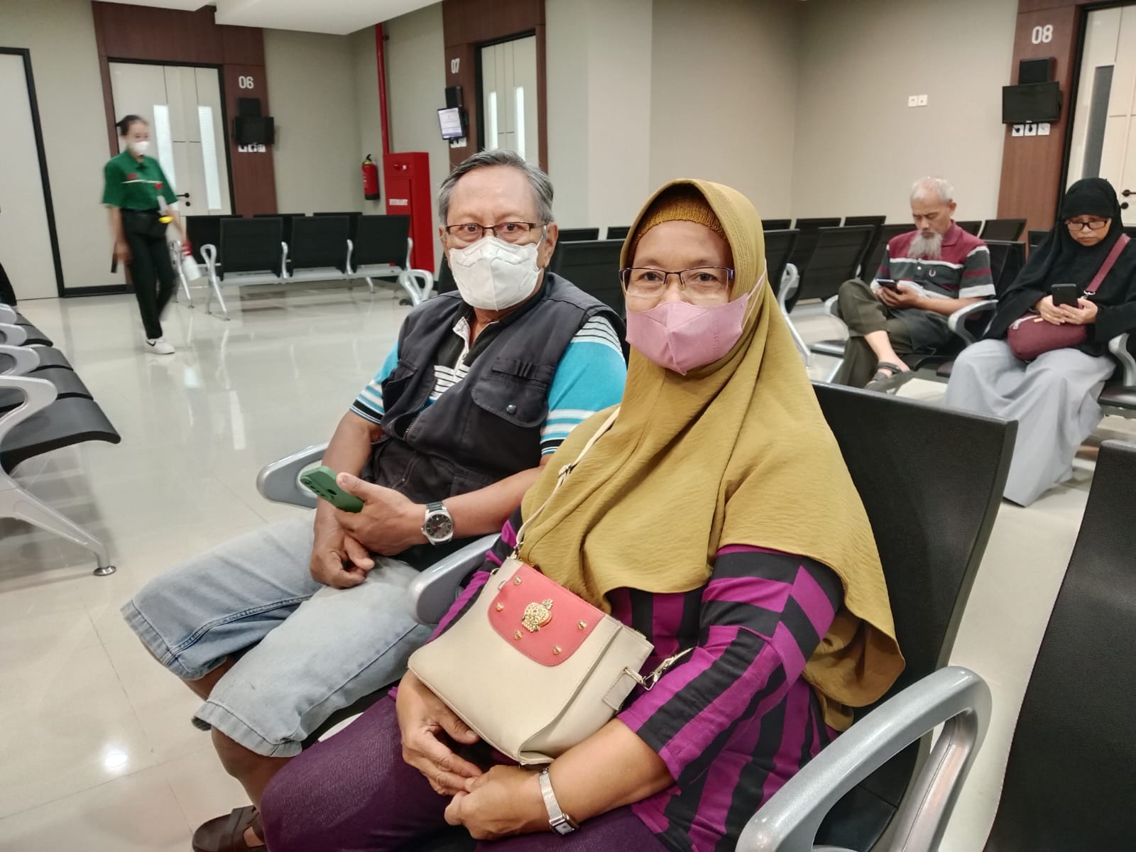 Pasien pejuang penyakit saraf kejepir.