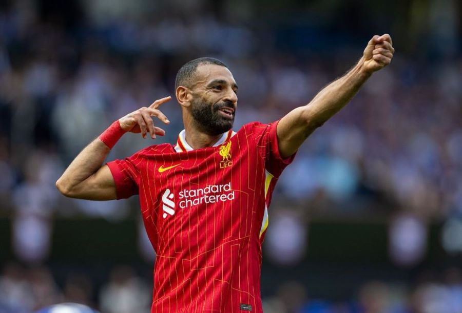 Mohamed Salah merayakan golnya ke gawang Chelsea