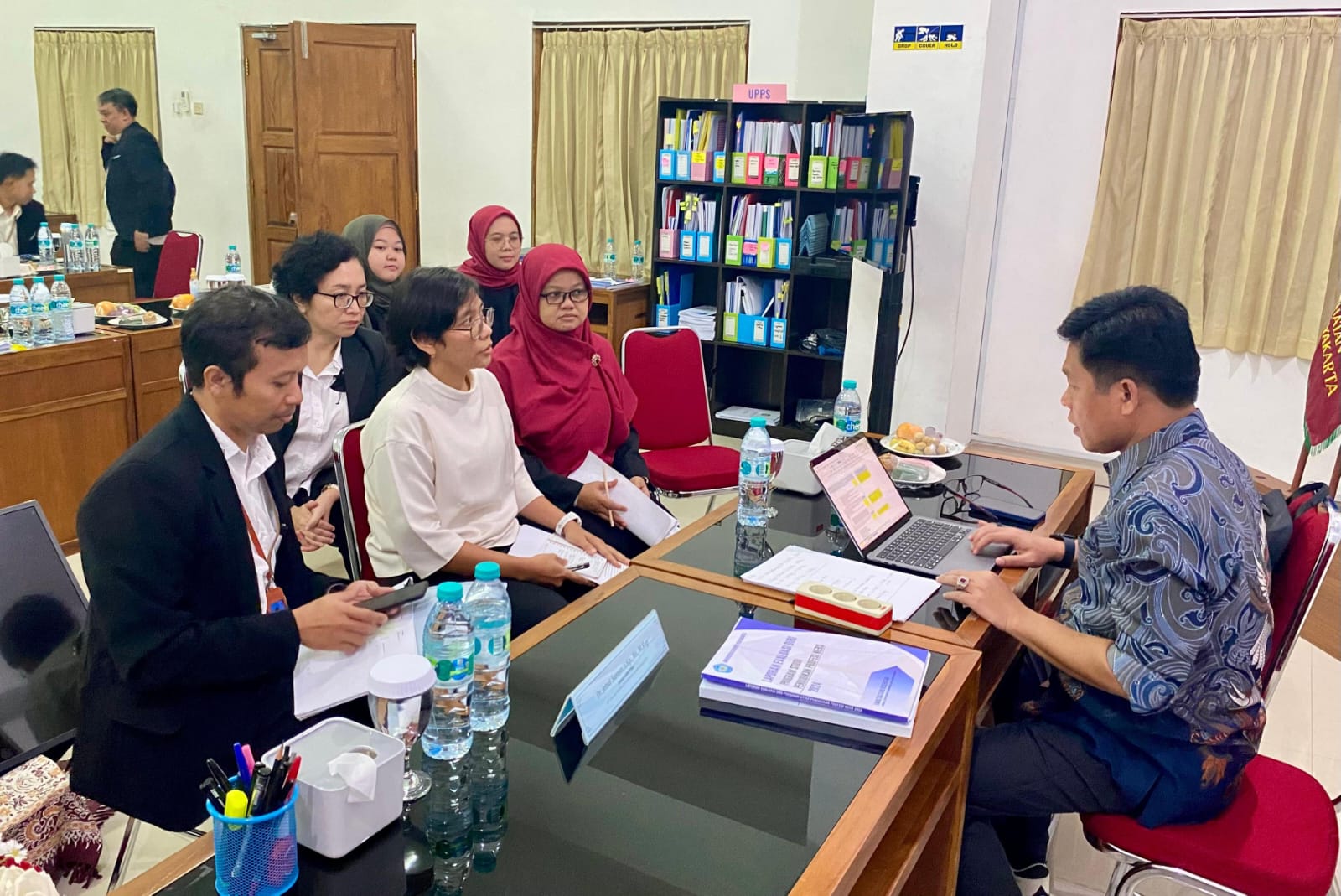 LAM-PTKes saat melakukan asesmen untuk menguji kualitas pendidikan di Unriyo belum lama ini  (Doc Unriyo untuk Radar Jogja)