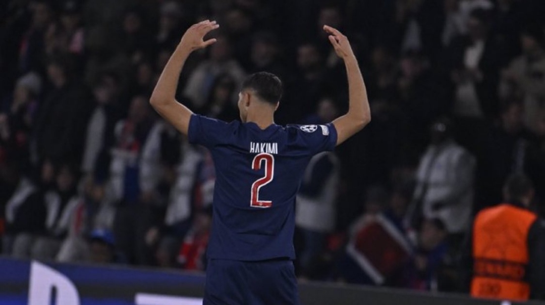 Selebrasi Achraf Hakimi usai cetak gol penyeimbang atas PSV Eindhoven di Liga Champions