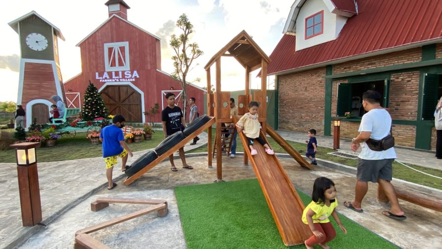 Liburan seru di La Li Sa Farmer
