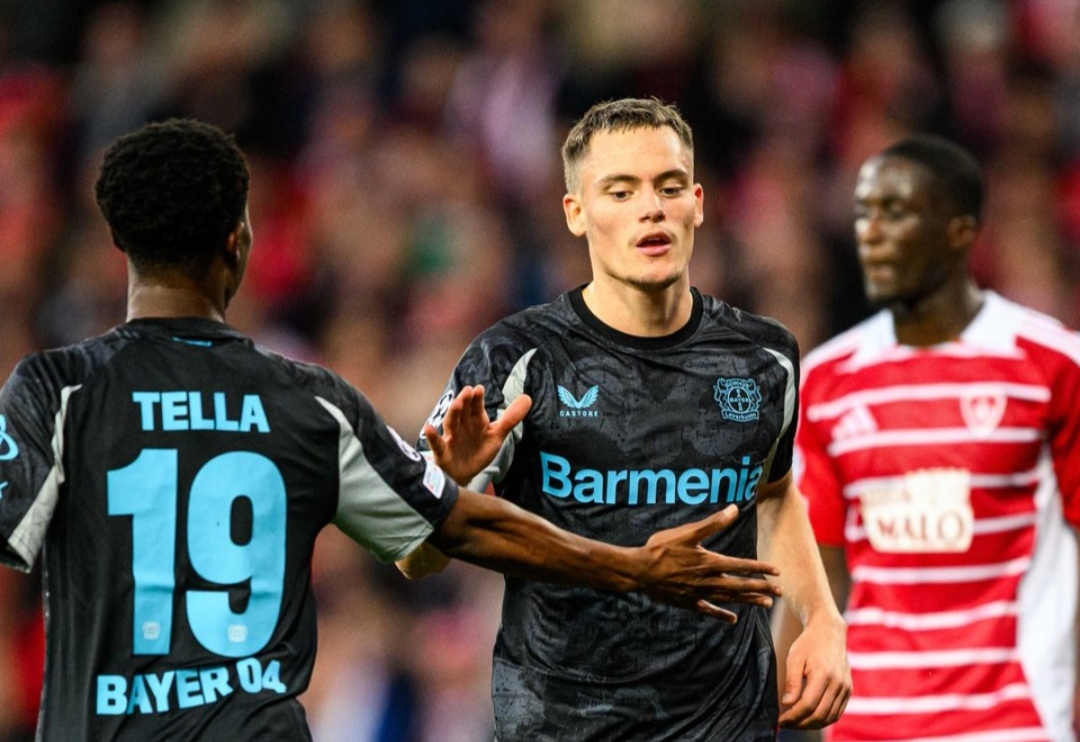Pemain Bayer Leverkusen, Florian Wirtz rayakan gol ke gawang Brest