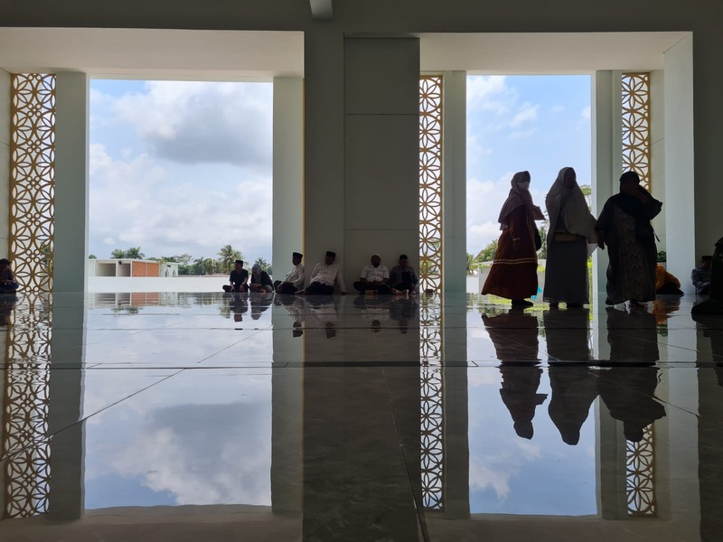 MEGAH: Bangunan MAJT An-Nuur Kabupaten Magelang berdiri megah di atas tanah seluas 5 hektare dan bisa menampung sekitar 8.000 jemaah.
