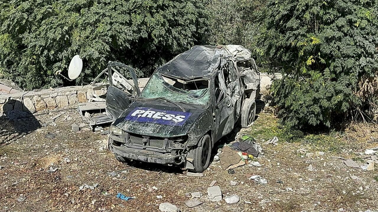 MTiga jurnalis Lebanon tewas dalam serangan udara Israel di Lebanon, menyoroti bahaya besar yang dihadapi pers.