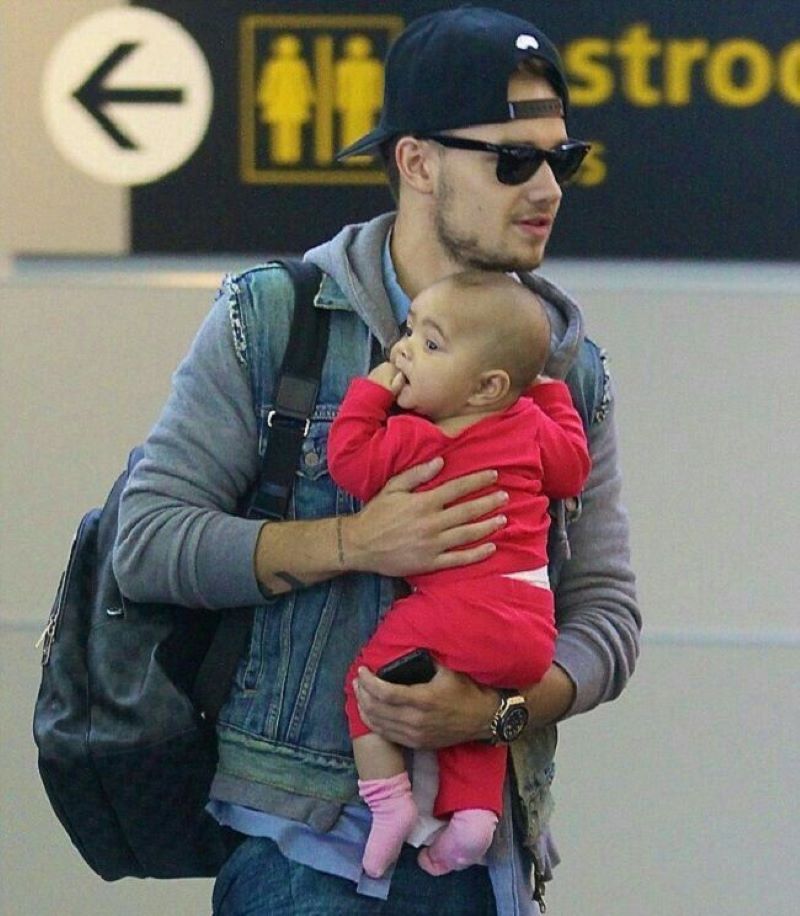 Liam Payne dan Putranya Bear Payne.