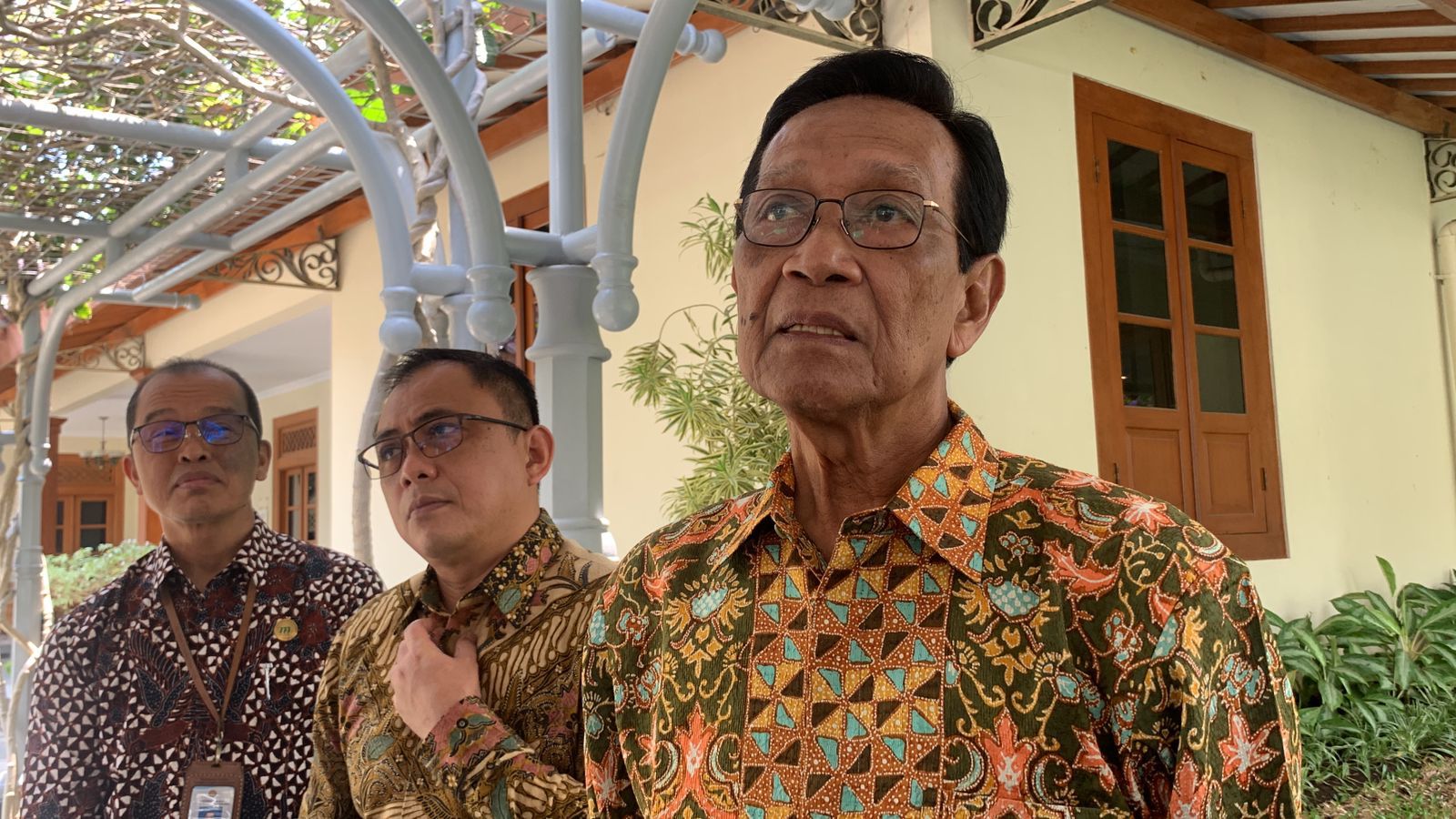 Gubernur DIJ Hamengku Buwono X.  (AGUNG DWI PRAKOSO / RADAR JOGJA)