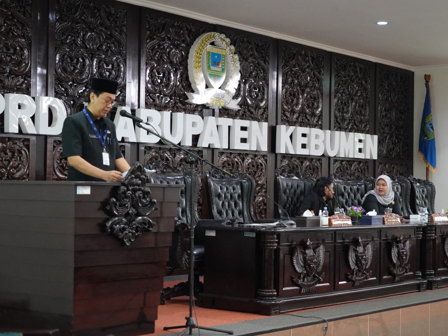 AGENDA PENTING : DPRD Kebumen melaksanakan rapat paripurna dengan agenda penyampaian Raperda APBD tahun 2025.