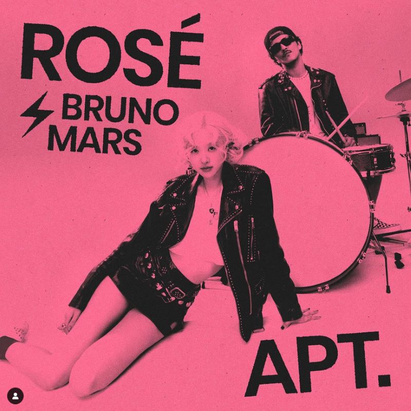 Lagu APT yang dinyanyikan oleh Rose Blackpink dan Bruno Mars.