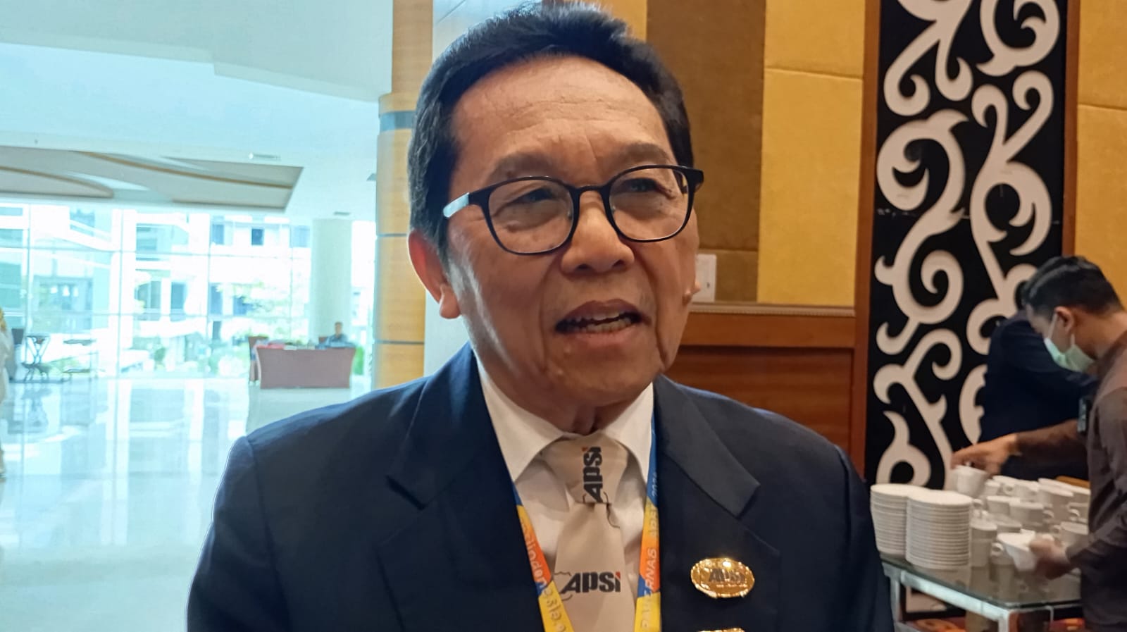 Ketua Umum DPP APSI Abdul Aziz Said saat ditemui di Rakernas APSI yang dilaksanakan pada salah satu hotel di Yogyakarta, Kamis (31/10/2024).  (IWAN NURWANTO/Radar Jogja)