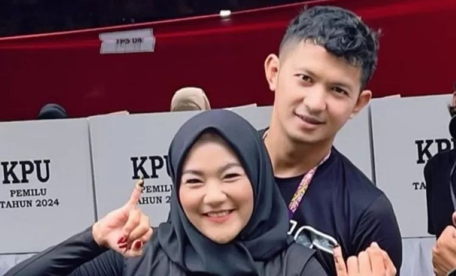 Selingkuh saat istri umrah, Bimo Aryo Tejo kini jadi pusat perhatian netizen.