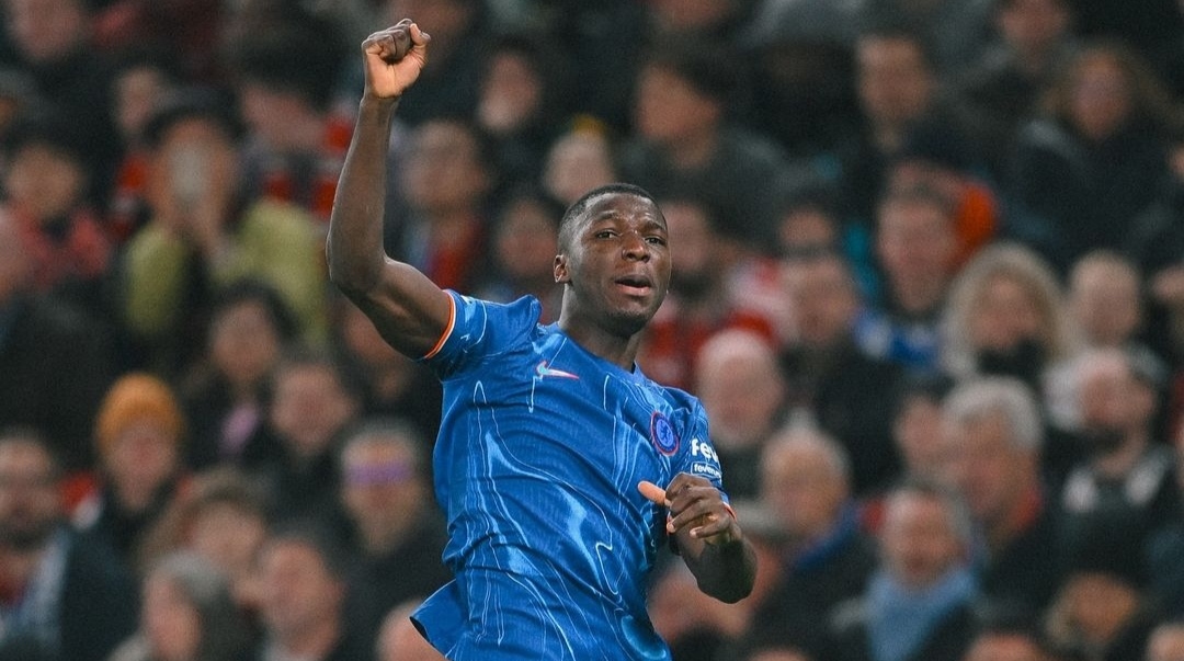 Selebrasi Moises Caicedo usai mencetak gol penyeimbang bagi Chelsea atas Manchester United (ig chelseafc)