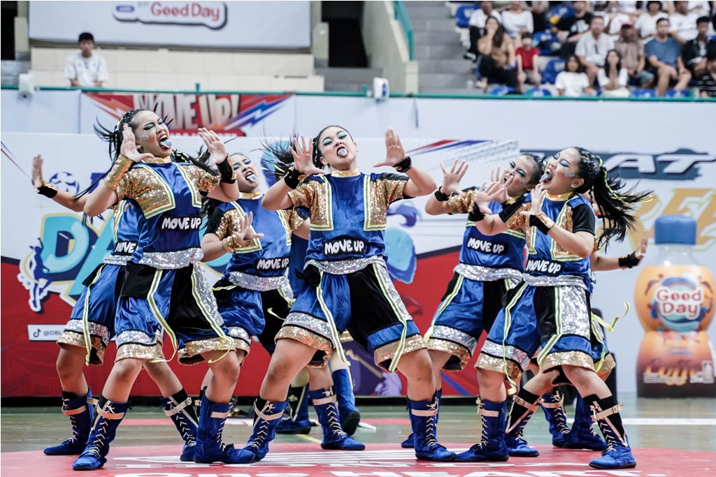 Tim dance Salvador membawakan tema Dream di ajang Dance Competition 2024 Honda DBL with Kopi Good Day 2024 D.I. Jogjakarta
