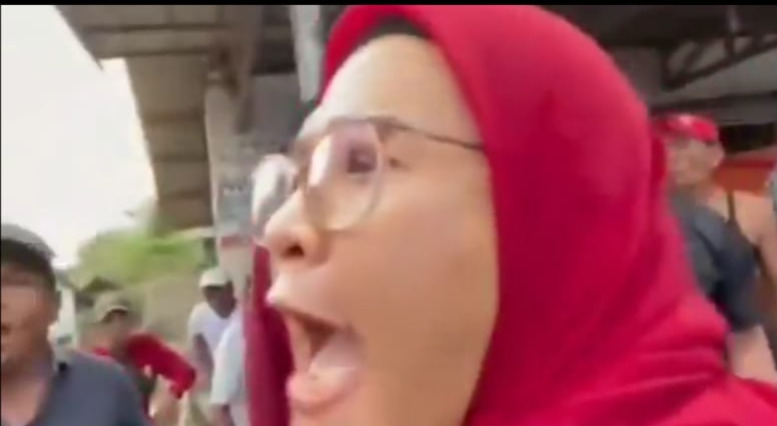 Cabup Indramayu Nina Agustina marah-marah ke warga.