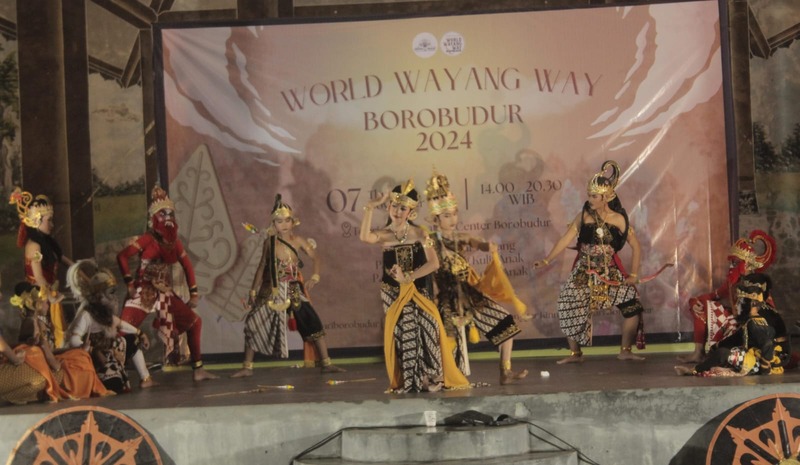 LUWES: Gelaran World Wayang Way ke-7 yang digelar Sanggar Kinnara Kinnari Borobudur di Tourism Information Center (TIC) Borobudur, berlangsung meriah.