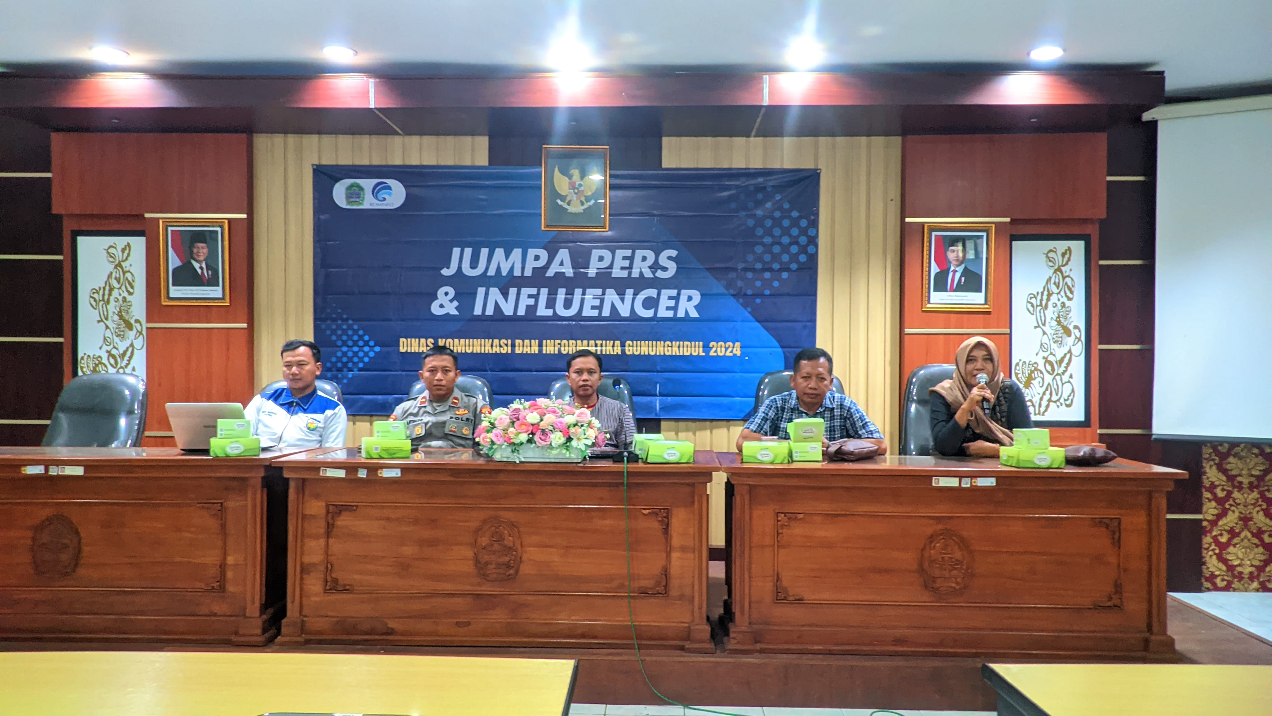 &nbsp;  Jumpa pers pelaksanaan Gunungkidul City Run and Walk 2024 di ruang rapat Pemkab Gunungkidul, Jumat (8/11).  &nbsp;