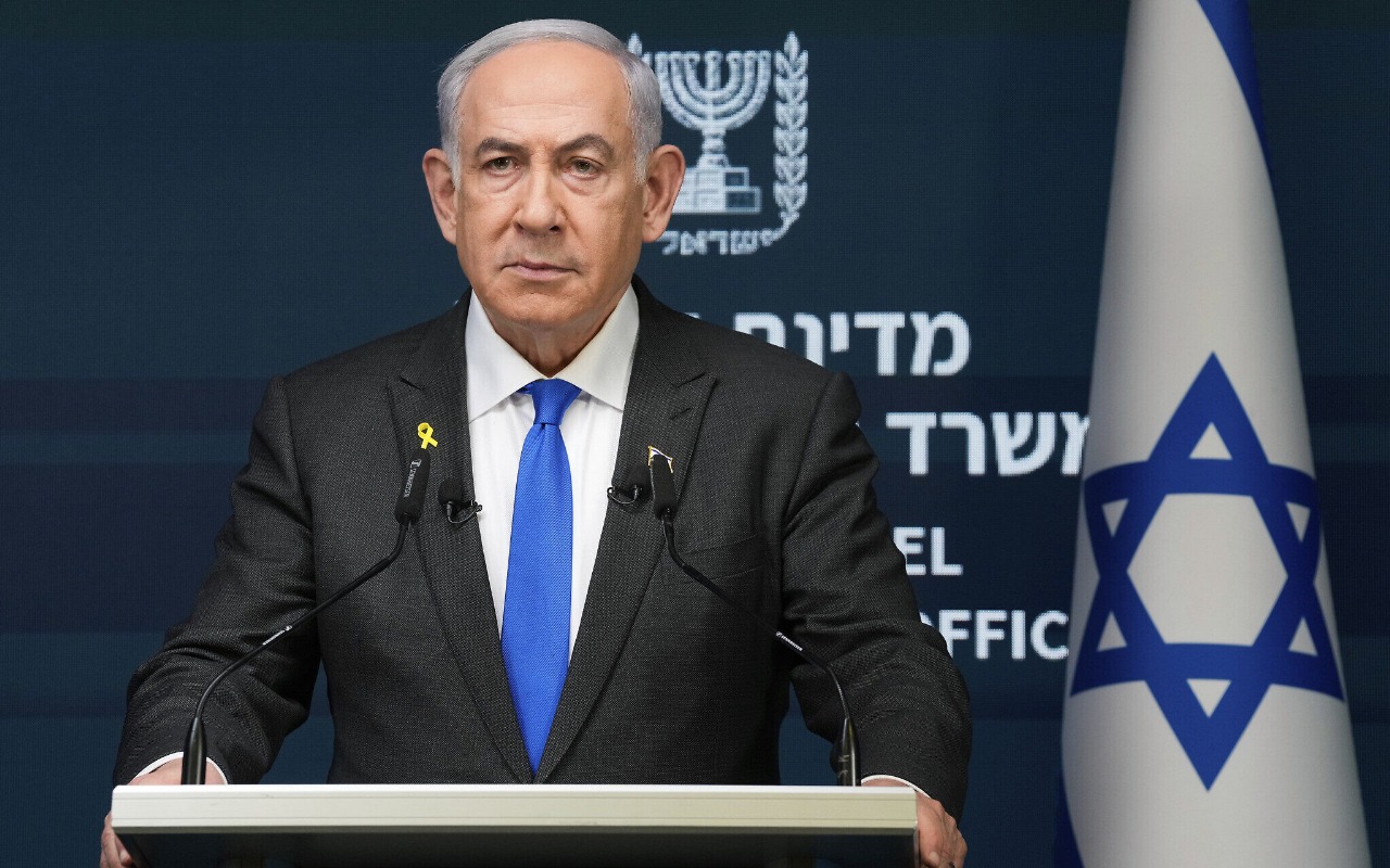 Kerusuhan di Amsterdam memicu Israel menghimbau warganya untuk menunda perjalanan luar negeri.