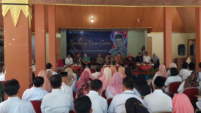 DENGARKAN ASPIRASI: Guru di Kulon Progo mengikuti acara Sambung Rasa di SMAN 2 Wates Rabu (13/11/2024).