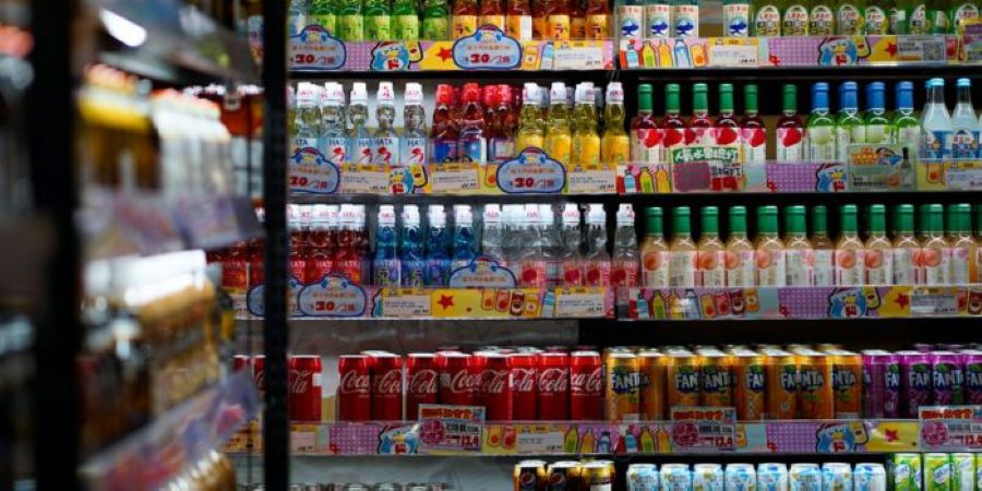 Minuman Kemasan di Supermarket.