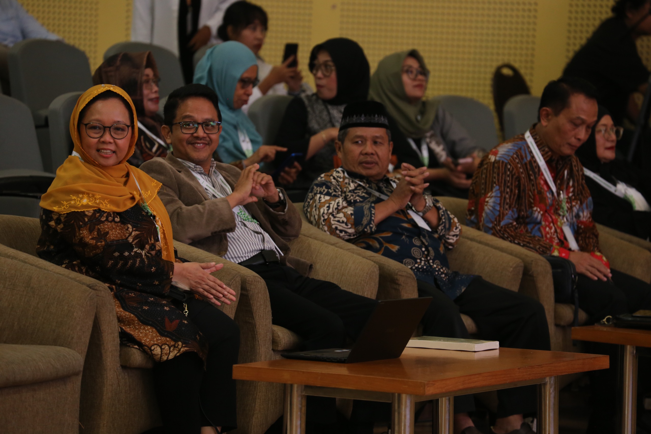 SEPAKAT - Simposium BestFest bertema