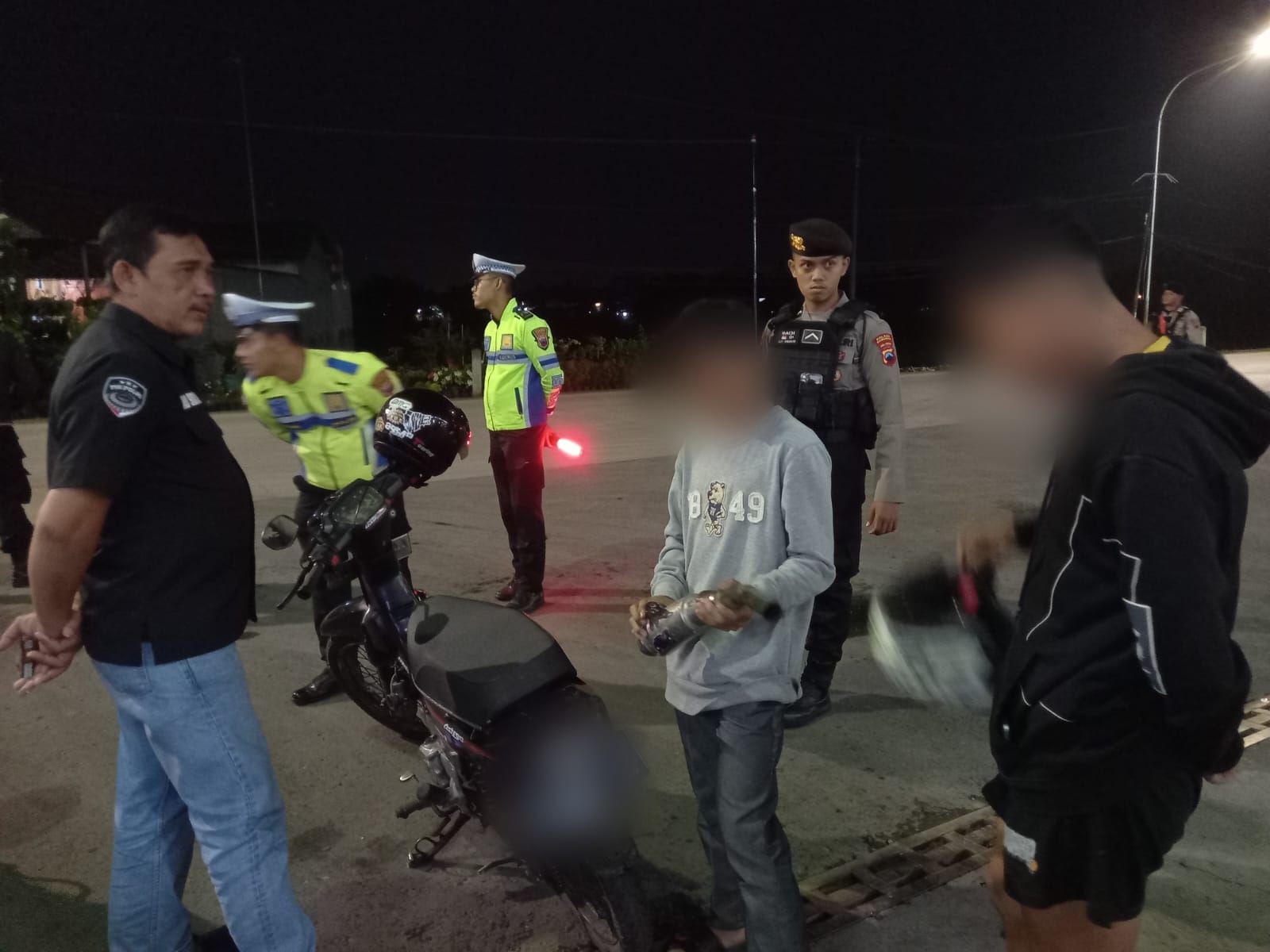 TINDAKAN TEGAS : Jajaran Polres Kebumen berhasil mengamankan kelompok pemuda yang nekat melakukan aksi balap liar di Jalan Lingkar Selatan
