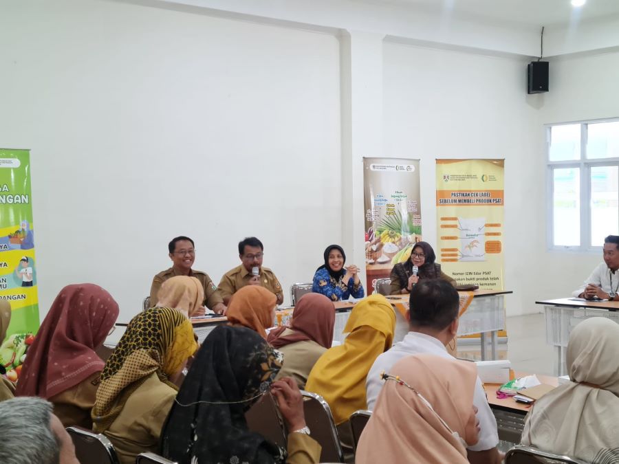 KOORDINASI: Kepala dinas ketahanan pangan Provinsi Jateng bersama pjs wali Kota Magelang dan kepala dinas pertanian dan pangan Kota Magelang saat rapat koordinasi ketahanan pangan, Senin (18/11/2024).