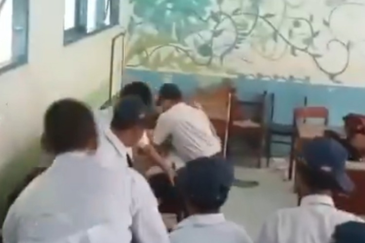 Perundungan siswa SMP di Gowa hingga tak sadarkan diri.