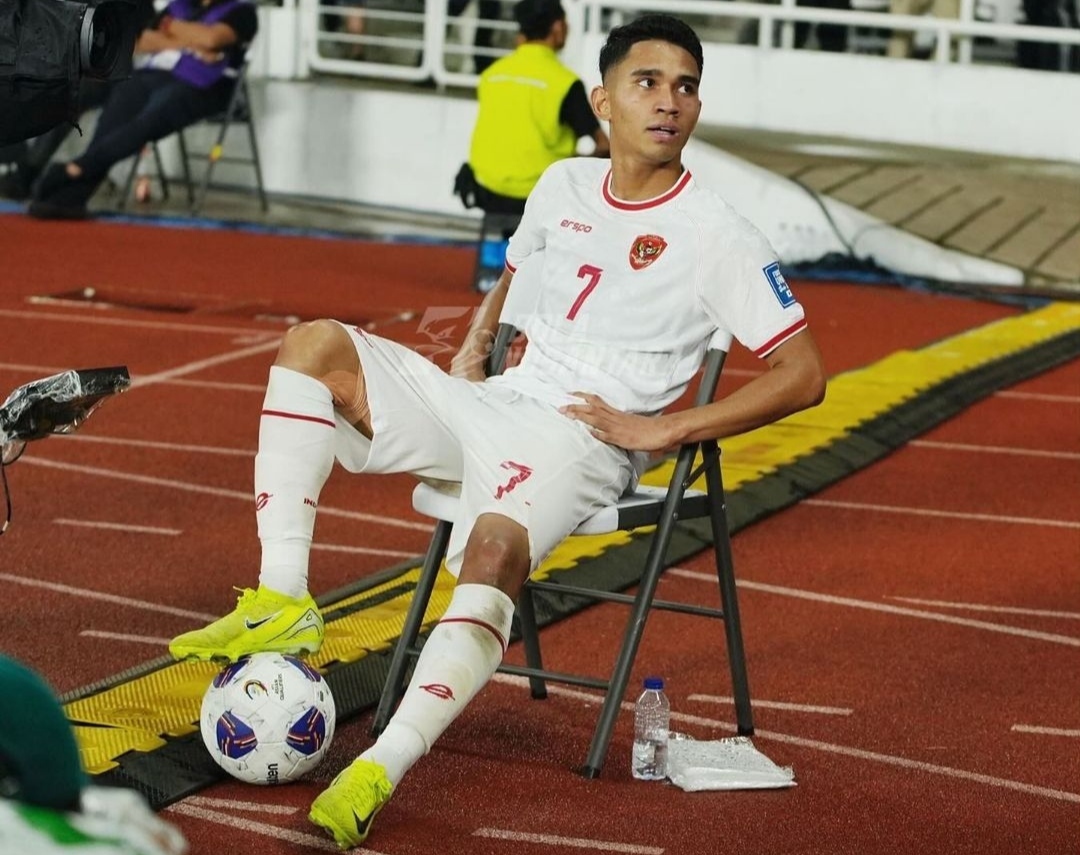 Selebrasi Marcelino Ferdinan setelah mencetak gol kedua dalam kemenangan 2-0 Timnas Indonesia atas Arab Saudi (instagram bolanusantara)