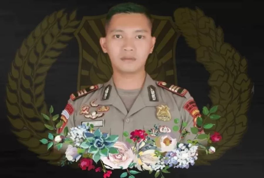 Duka mendalam menyelimuti keluarga besar Polri atas gugurnya AKP Ulil Ryanto Anshari.