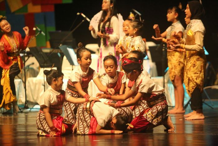 PERCAYA DIRI: Anak-anak saat tampil di acara Art for Childrens (AFC) 2024 di Taman Budaya Yogyakarta (TBY).