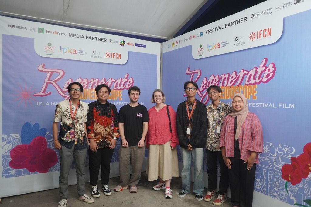 Gelaran program Layar Muda Mendunia yang berlangsung di IFI-LIP Yogyakarta - Institut Fran&ccedil;ais Indonesia, mempertontonkan film-film karya mahasiswa UMY dan dari beberapa negara lain  &nbsp;