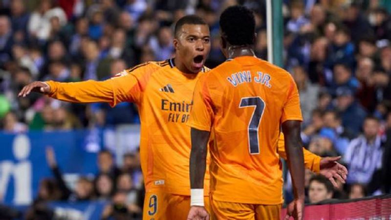 Selebrasi Kylian Mbappe bersama Vinicius Junior usai cetak gol ke gawang Leganes (getty images)