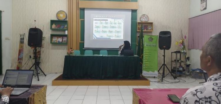 MASA TRANSISI: MTsN 9 Bantul mengadakan sosialisasi untuk mempersiapkan migrasi data ke sistem Emis 4.0 baru-baru ini.