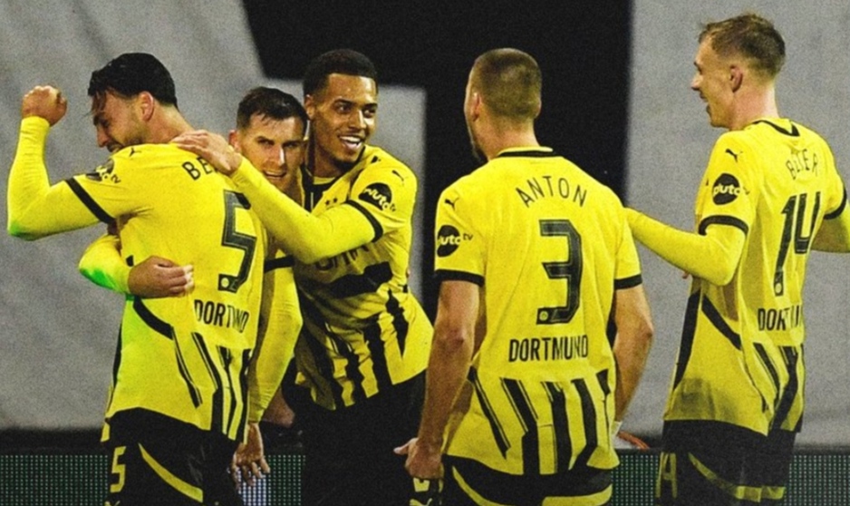 Selebrasi penggawa Borussia Dortmund setelah meraih kemenangan atas Dinamo Zagreb di Liga Champions