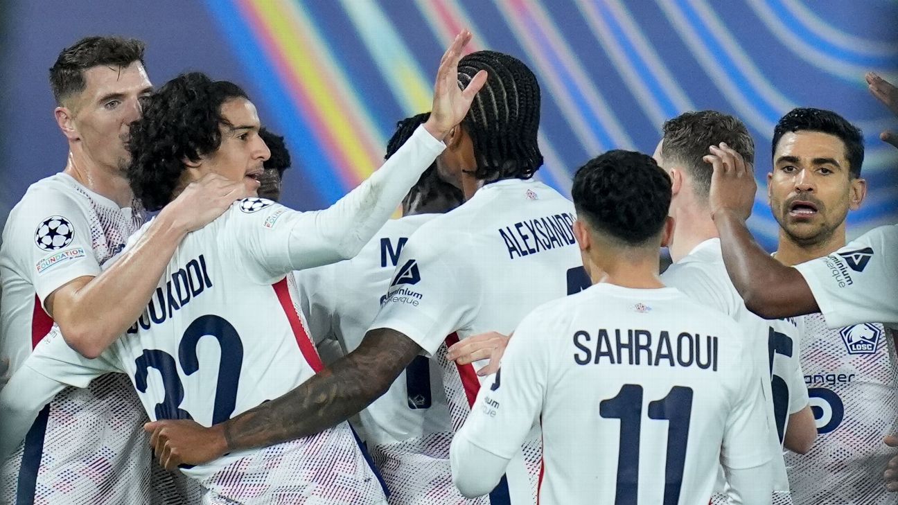 Selebrasi penggawa Lille OSC usai Ngal