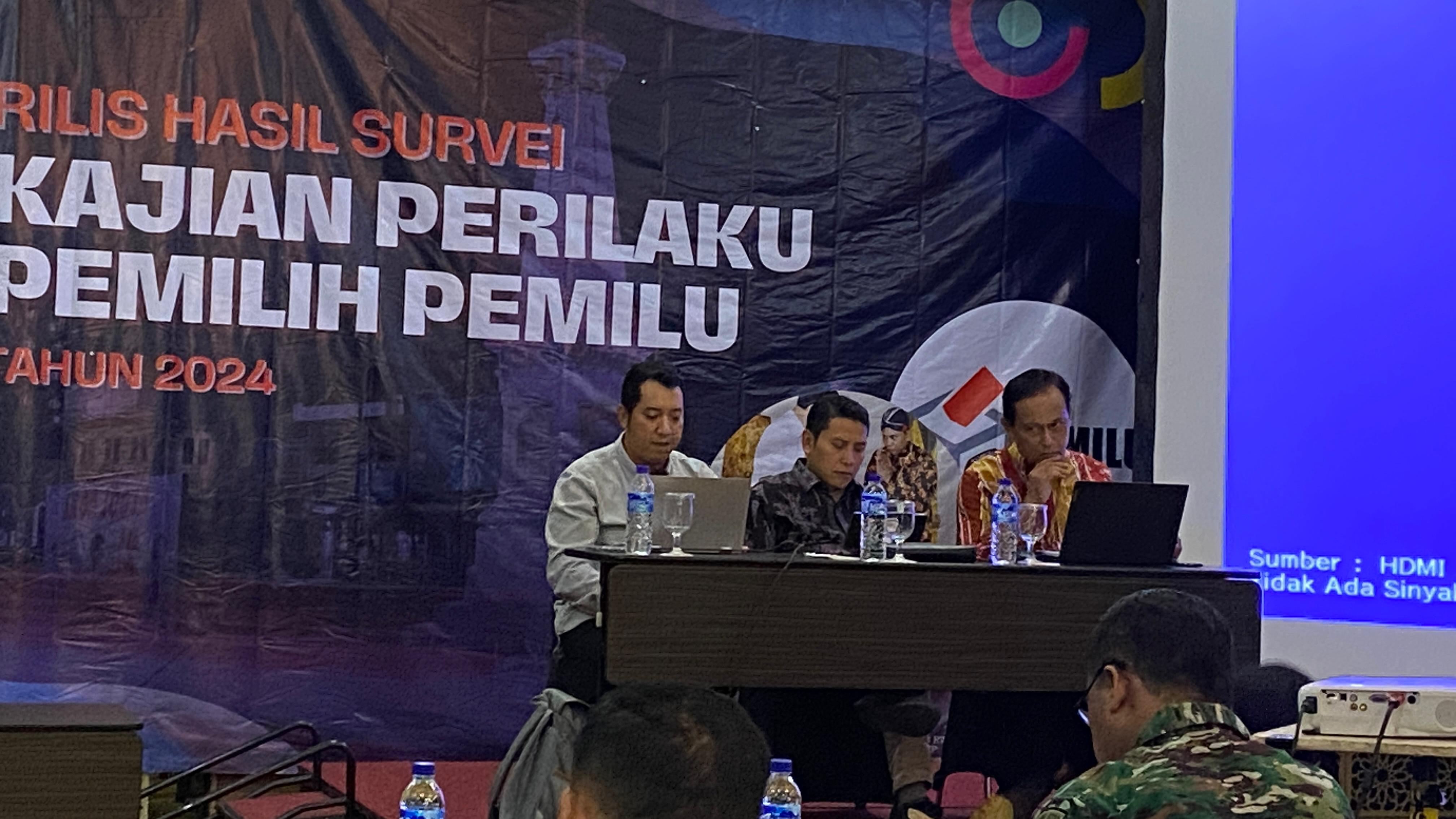 Konferensi Pers hasil kajian perilaku pemilih pada Pemilu 2024 di DIY yang disusun oleh Kesbangpol DIY dan tim.  (AGUNG DWI PRAKOSO / RADAR JOGJA)