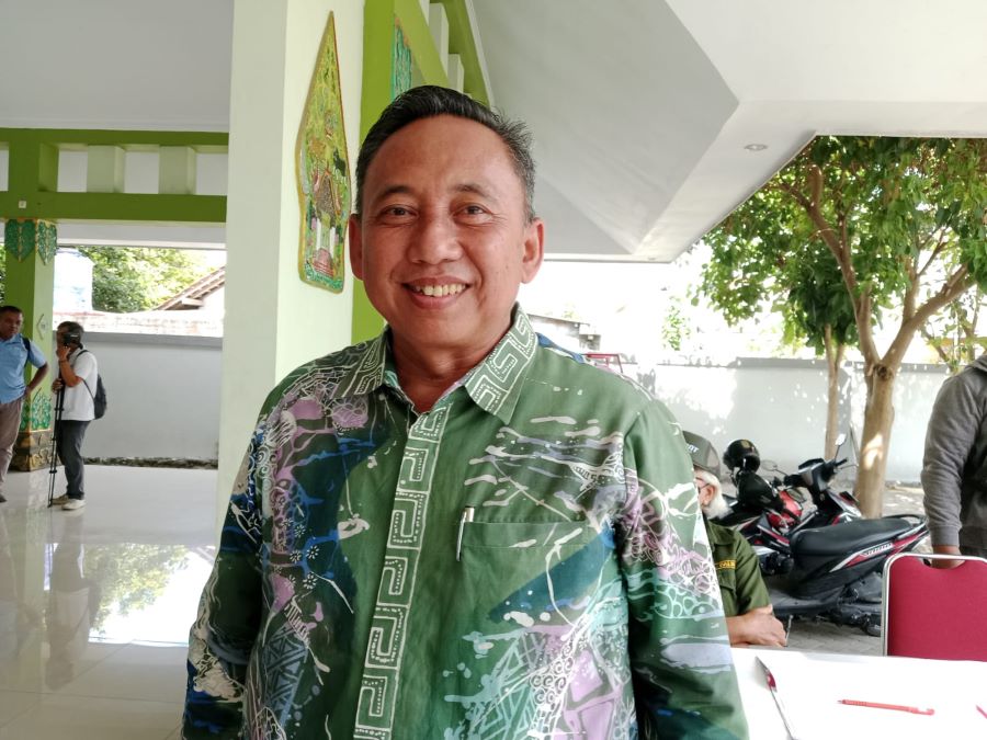 Asisten Perekonomian dan Pembangunan Sleman Raden Haris Martapa
