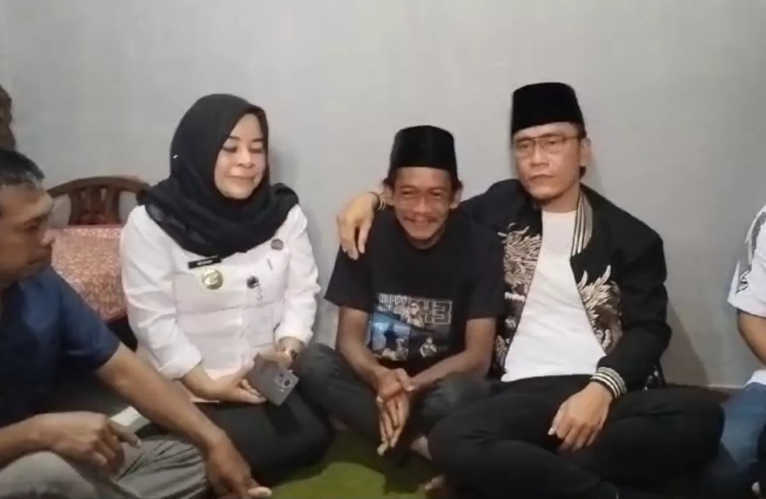 Gus Miftah mendatangi rumah Sunhaji di Grabag Magelang