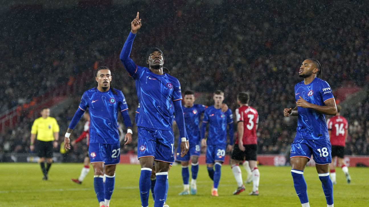 Selebrasi penggawa Chelsea dalam kemenangan meyakinkan 5-1 atas Southampton