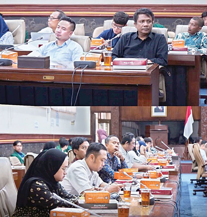 DPRD DIY menggeal public hearing mendengarkan aspirasi masyarakat terkait Raperda Pengelolaan Geopark, Cagar Biosfer dan Warisan DUnia SUmbu Filosofi