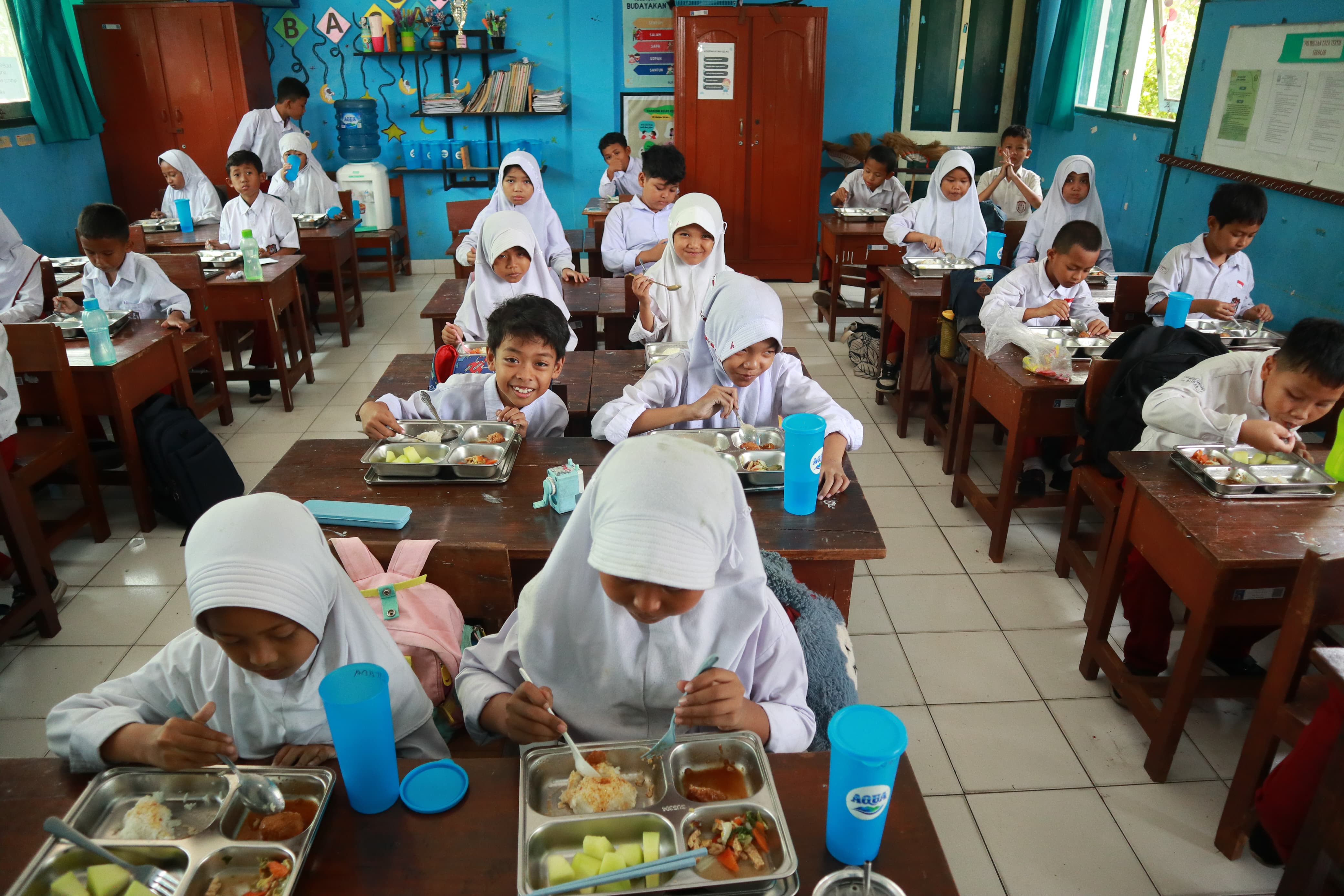 Ujicoba makan bergizi gratis di Kabupaten Sleman.