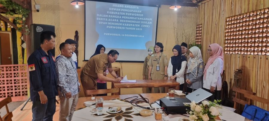 Depekab Purworejo telah menyepakati kenaikan UMK Purworejo 2025 sebesar 6,5 persen sesuai kebijakan dari pemerintah pusat.