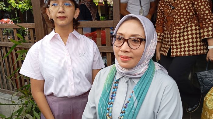 Menteri PPPA Arifah Choiri Fauzi saat ditemui di Kotagede, Jogja Jumat (13/12/2024).
