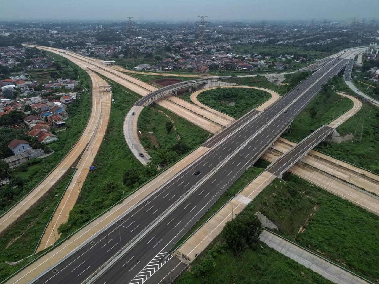 Jalur fungsional Klaten-Prambanan Tol Jogja-Solo siap mempermudah perjalanan libur Nataru 2024.