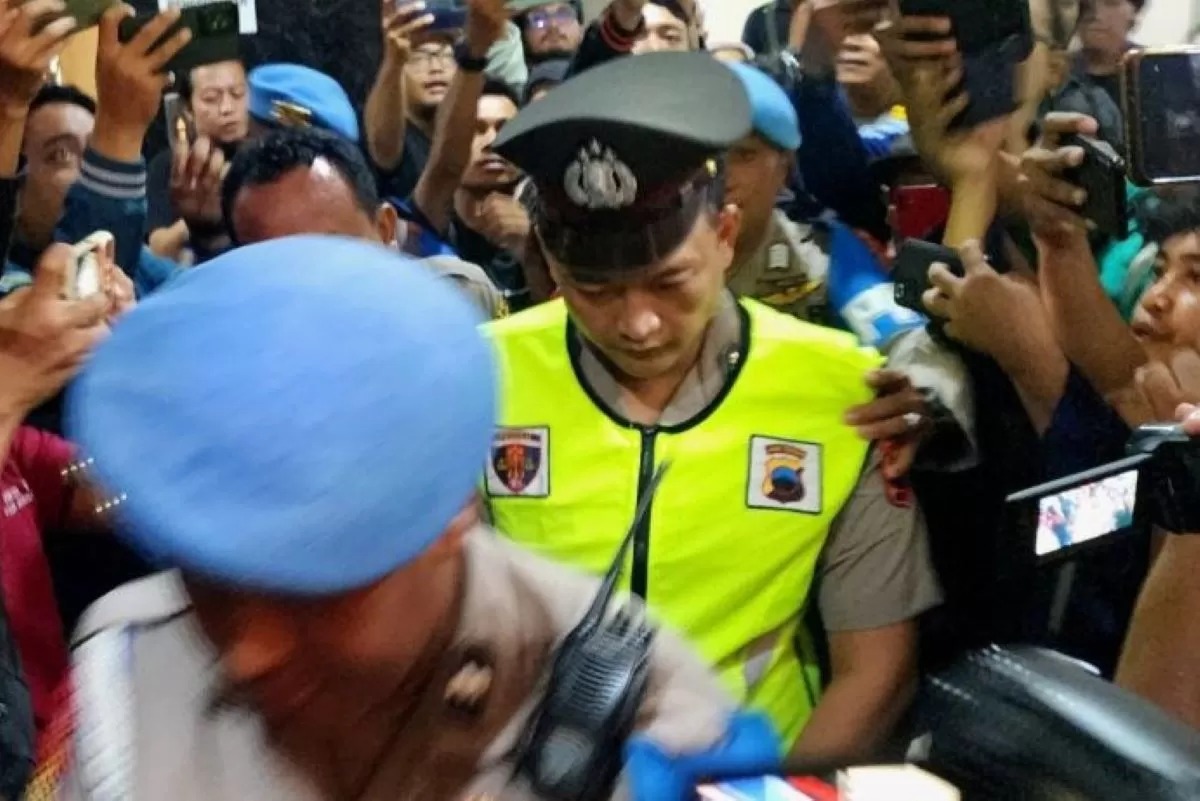 Penembakan siswa SMK oleh Aipda Robig memicu sorotan publik dan tuntutan keadilan.