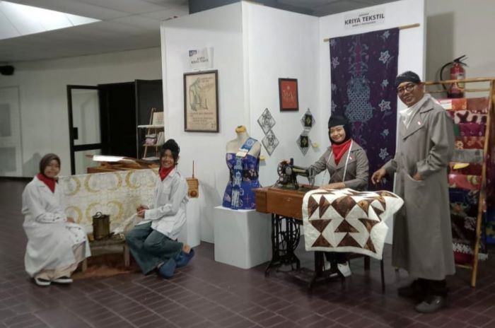 PAMER KARYA: Sejumlah siswa SMK Negeri 5 Jogja kembali menggelar pameran karya akhir tahun di Museum Monumen Jogja Kembali.