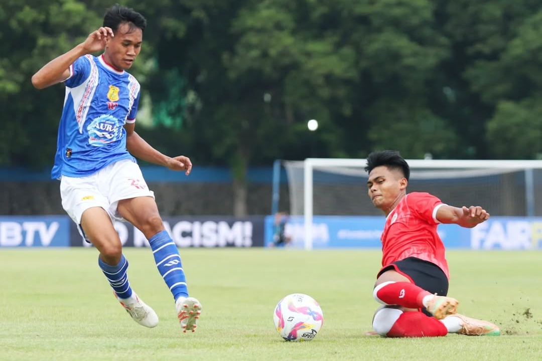 Momen penggawa PSDS Deli Serdang dalam kekalahan 6-0 atas Sumut United pada pekan pertama PNM Liga Nusantara (LIB)